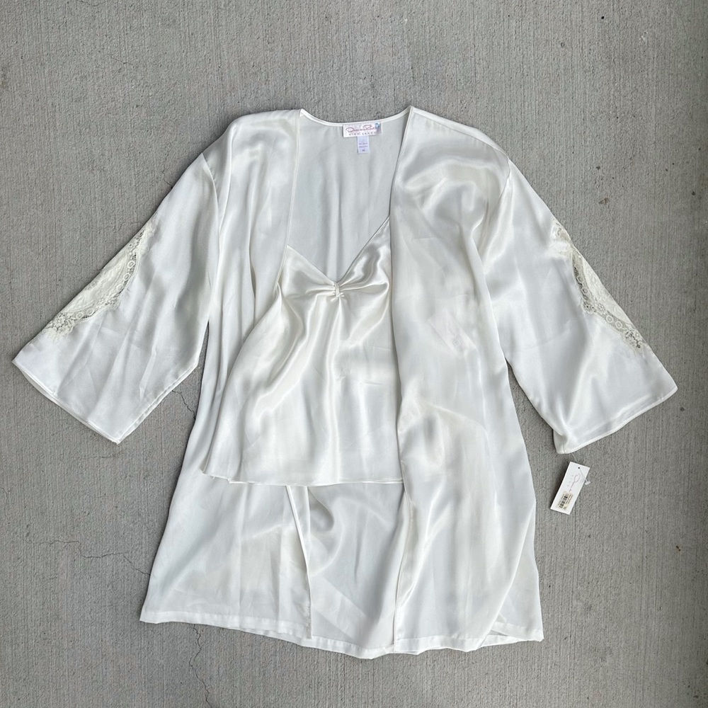 vintage oscar de la renta ivory satin camisole and robe set
